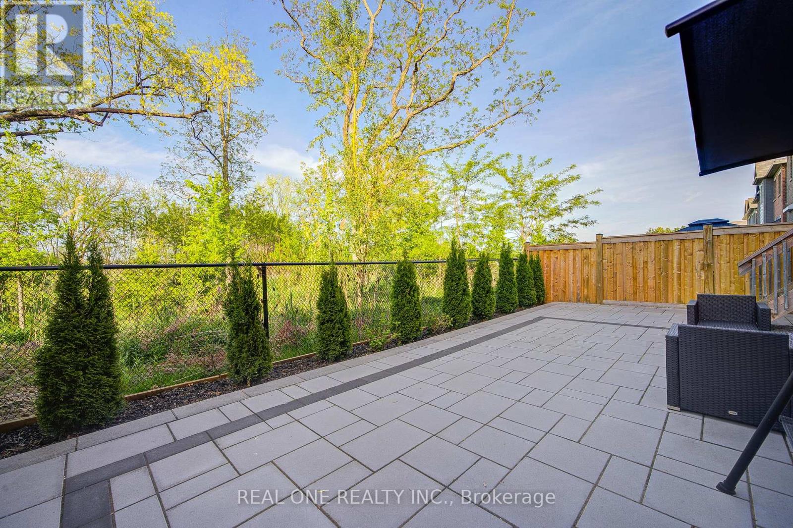 1249 Sweetfern Crescent, Milton, Ontario  L9E 1M1 - Photo 42 - W12195230