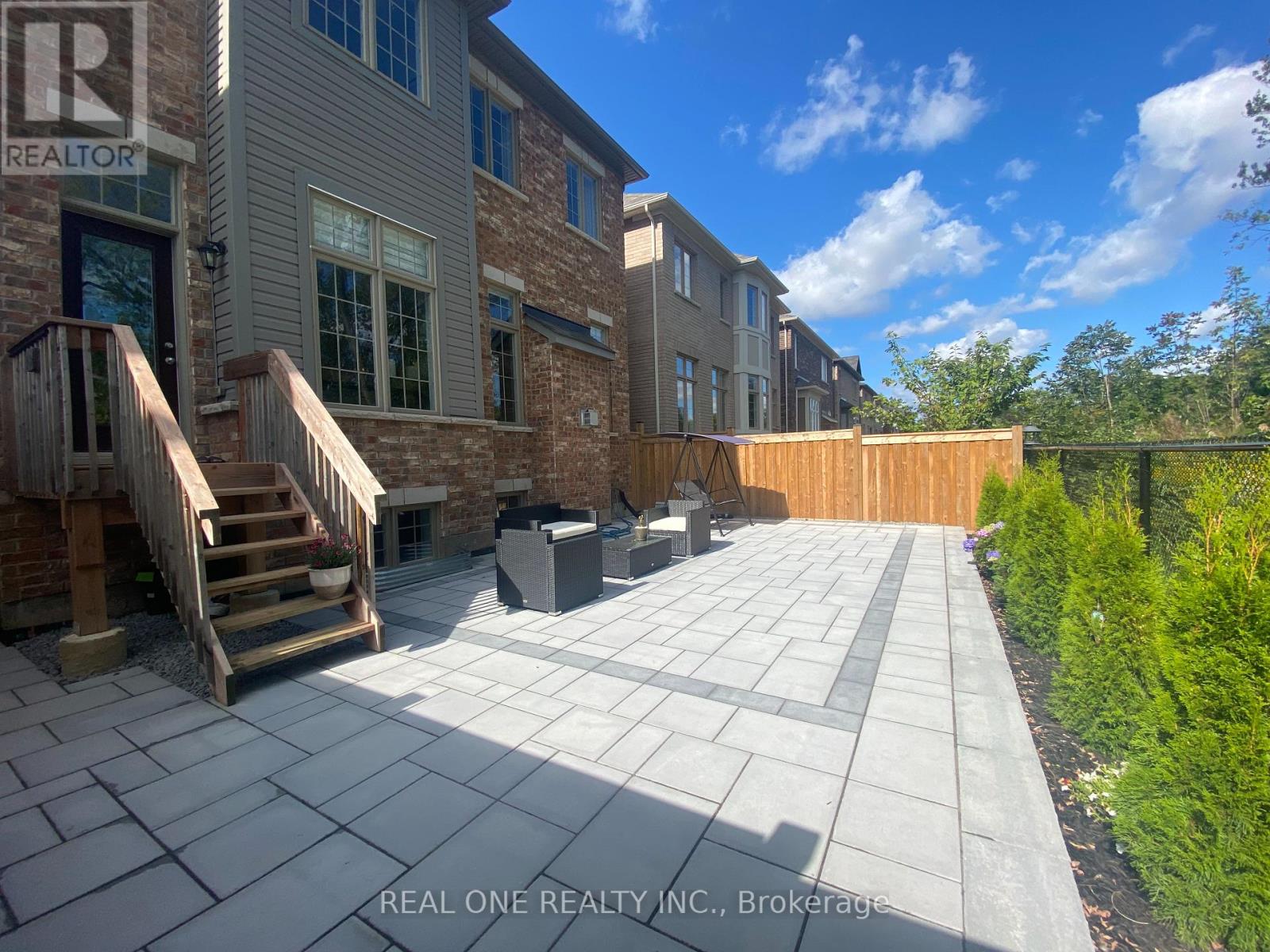 1249 Sweetfern Crescent, Milton, Ontario  L9E 1M1 - Photo 44 - W12195230