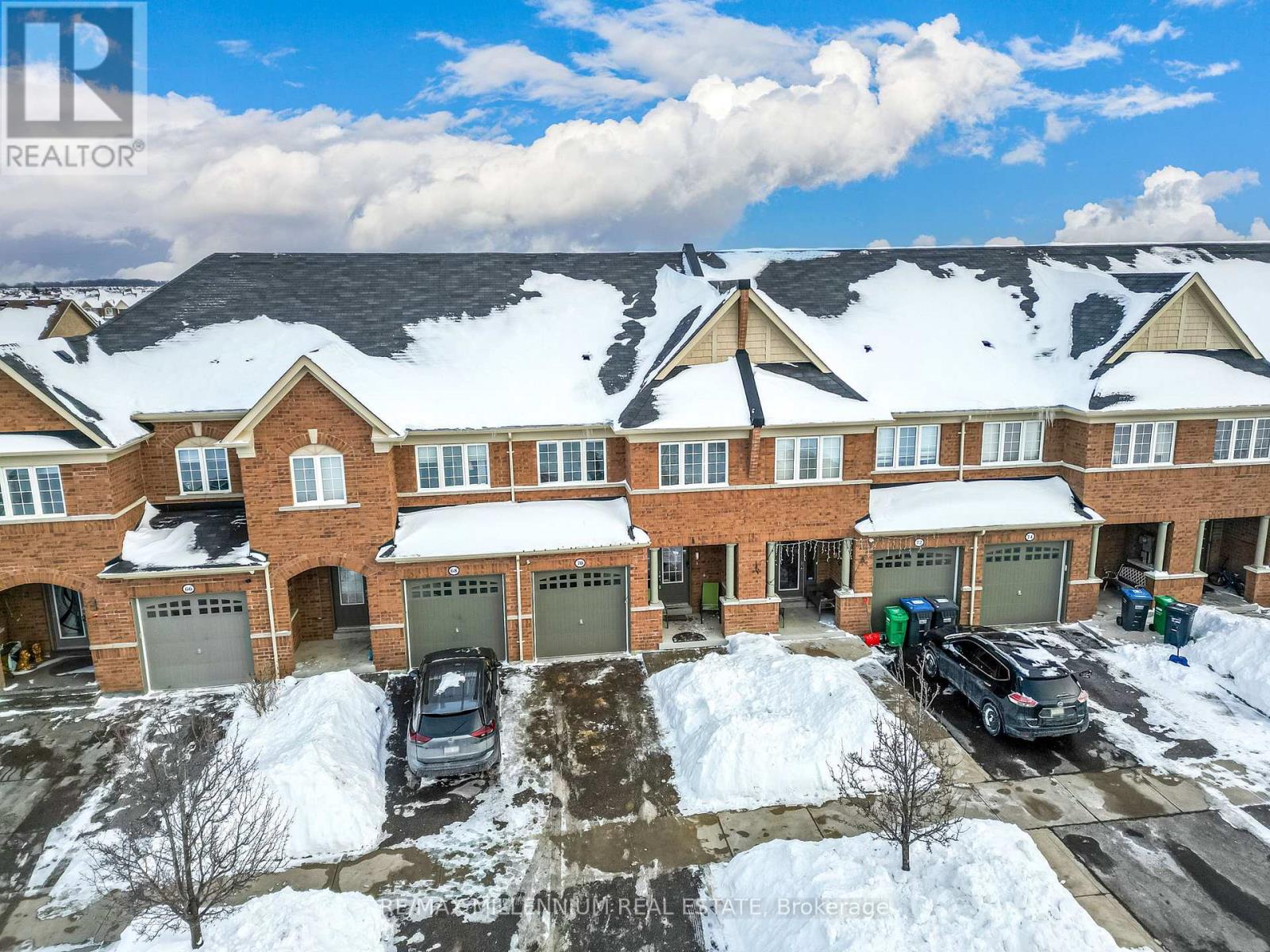 70 Sussexvale Drive, Brampton (Sandringham-Wellington), Ontario  L6R 3R4 - Photo 4 - W12195232