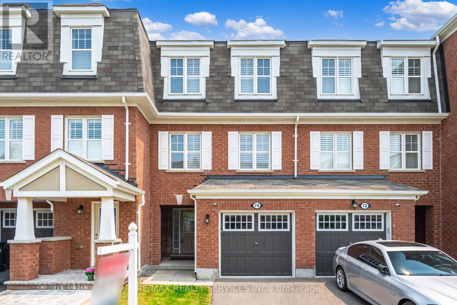 74 METRO CRESCENT, Brampton, Ontario