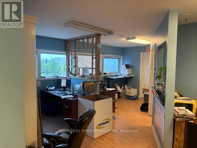 2729 Stevenage Drive, Ottawa, Ontario  K1G 3N2 - Photo 8 - X12195271