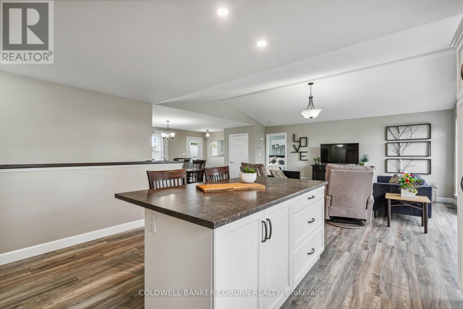 3 Rachelle Crescent, North Grenville, Ontario  K0G 1T0 - Photo 15 - X12195295