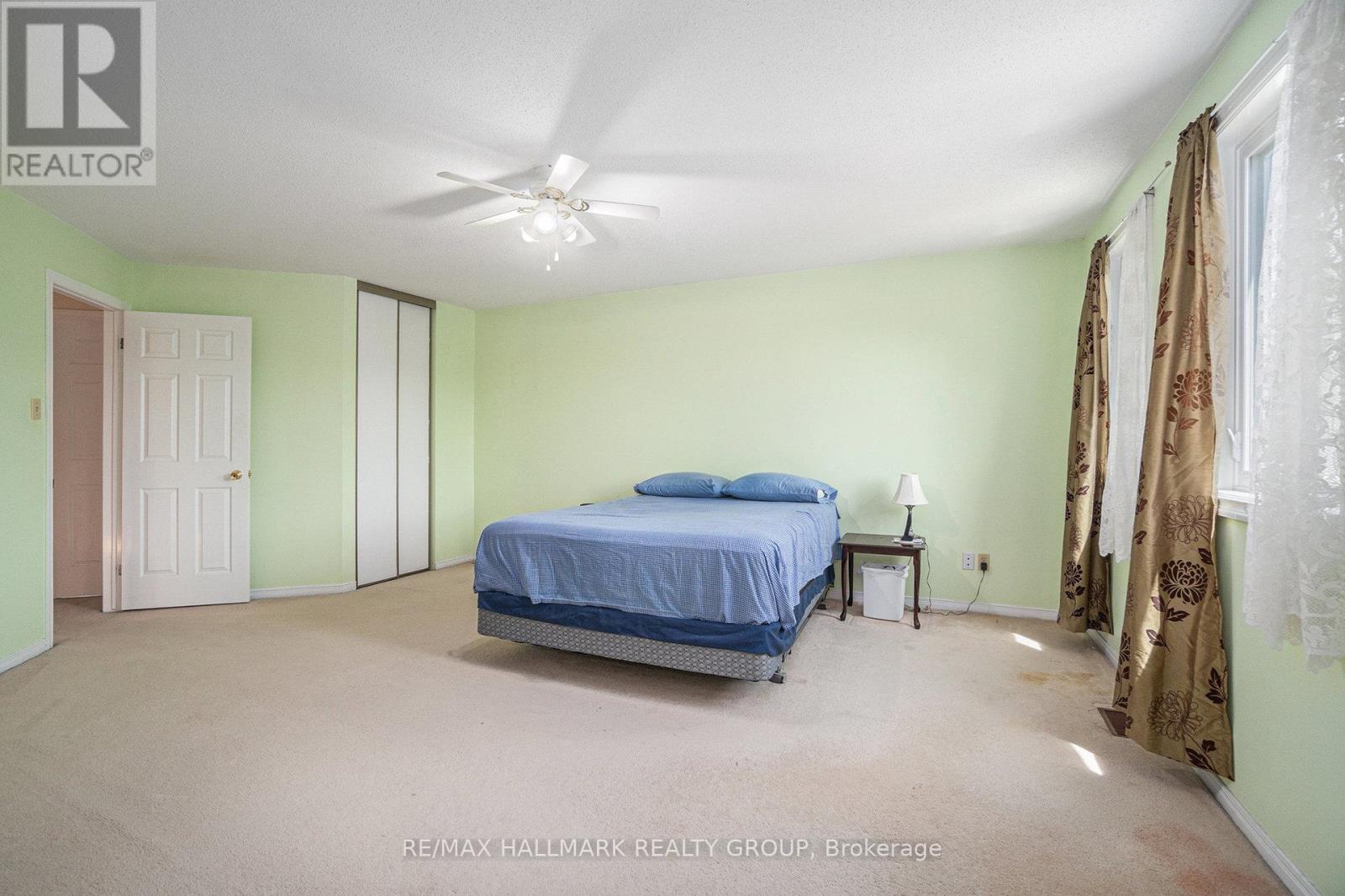 9 Raj Terrace, Ottawa, Ontario  K1G 4T4 - Photo 12 - X12195320