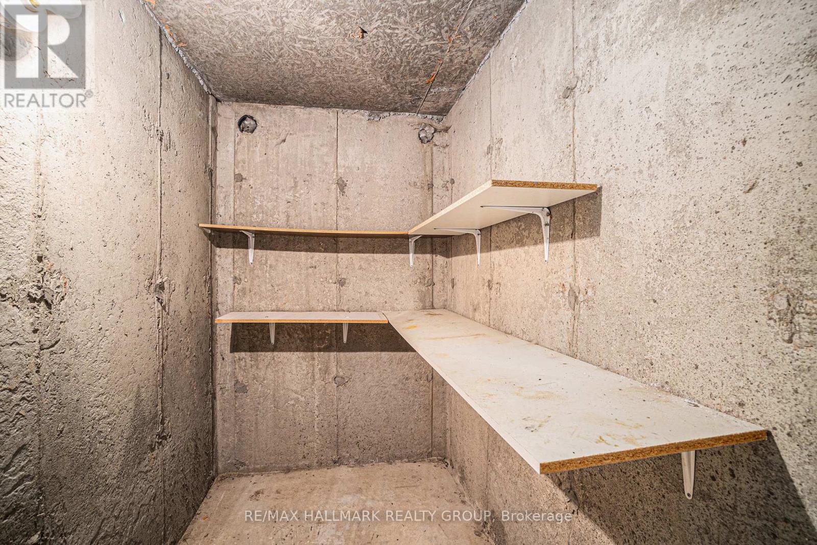 9 Raj Terrace, Ottawa, Ontario  K1G 4T4 - Photo 23 - X12195320