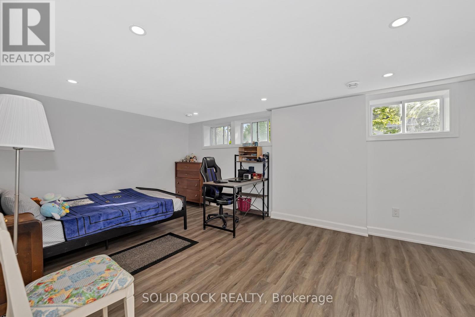 1229 Erindale Drive, Ottawa, Ontario  K2C 2G2 - Photo 30 - X12195340