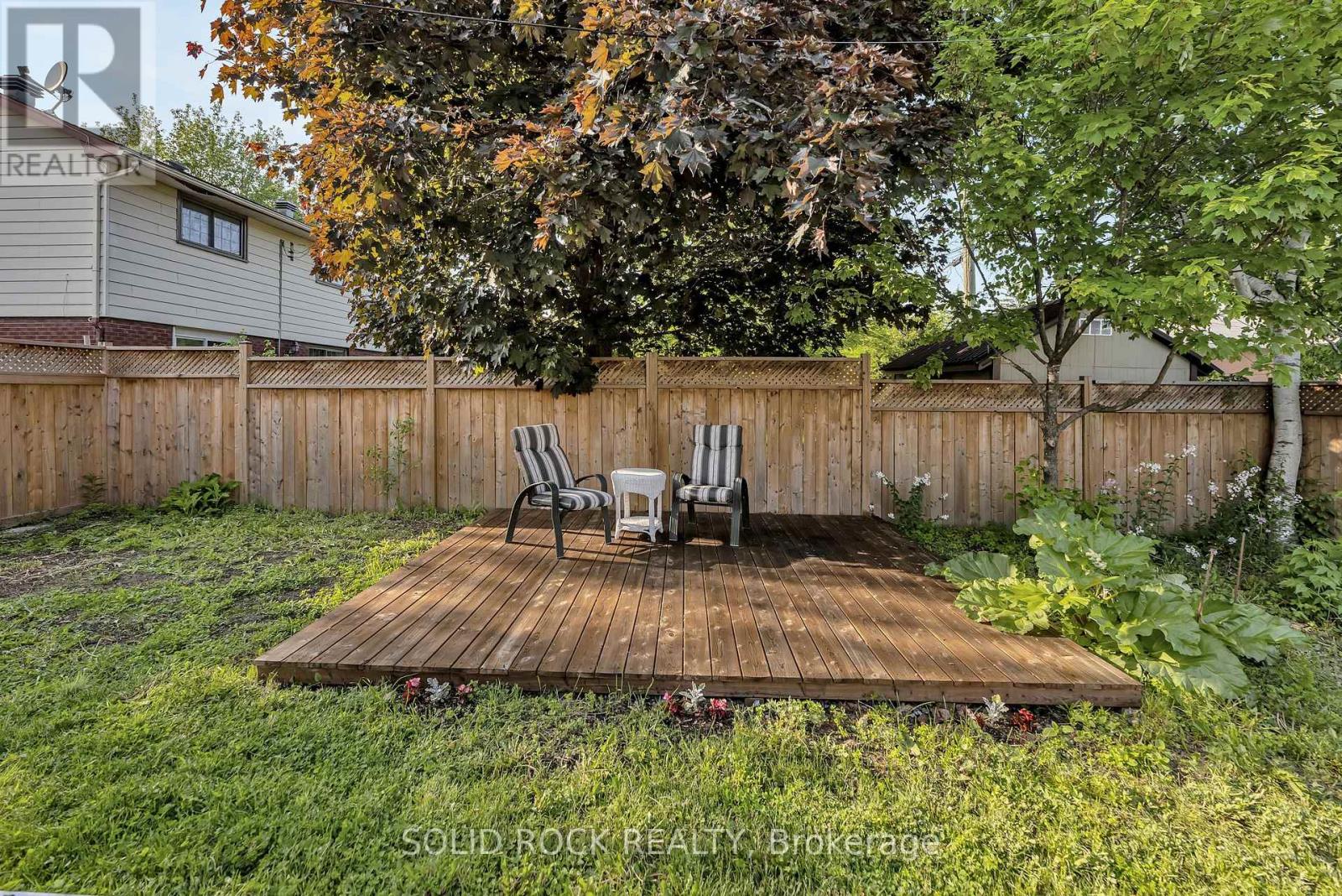 1229 Erindale Drive, Ottawa, Ontario  K2C 2G2 - Photo 36 - X12195340
