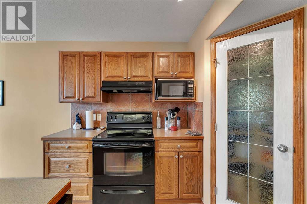 214 Saddlemont Boulevard Ne, Calgary, Alberta  T3J 5E5 - Photo 25 - A2223868