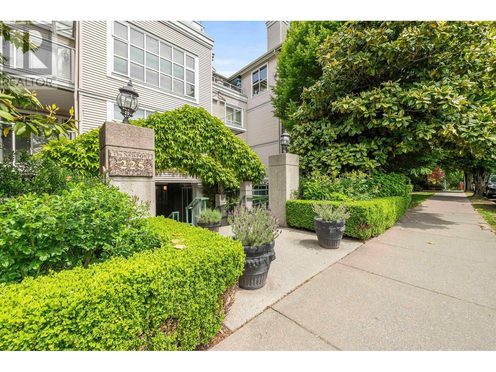 202 225 E 19th Avenue, Vancouver, British Columbia  V5V 1J3 - Photo 2 - R3009246