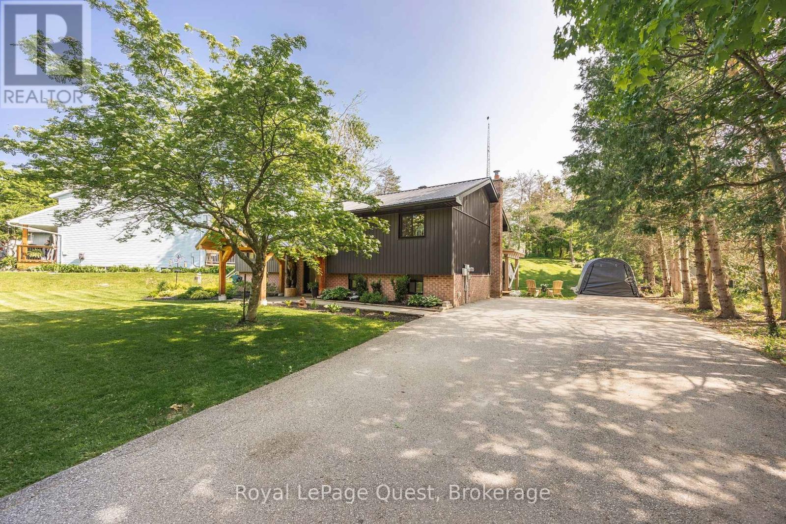 Property at 4 CEDARBROOK CRESCENT image 3