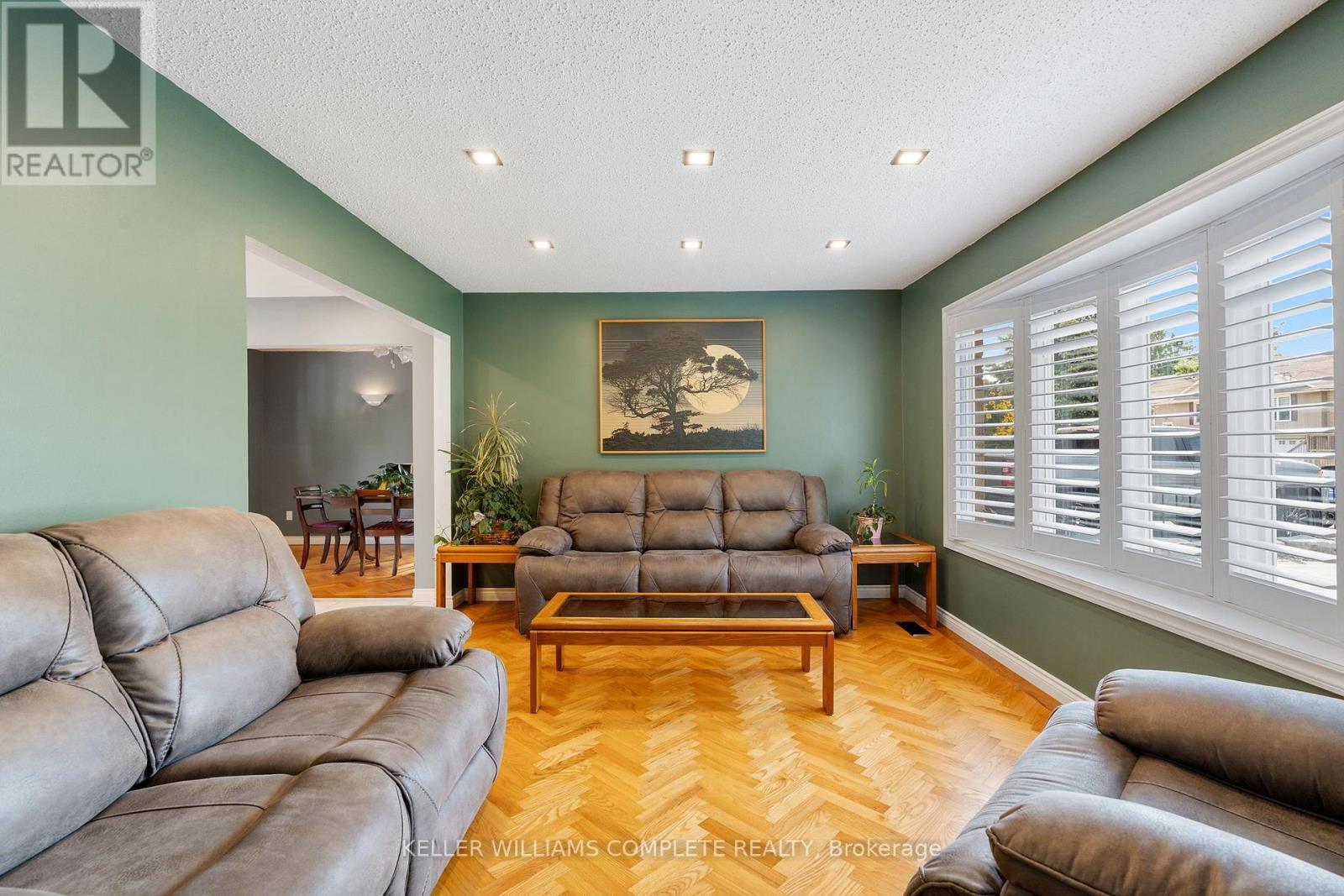 25 Burke Drive, Haldimand, Ontario  N3W 1C3 - Photo 13 - X12195202