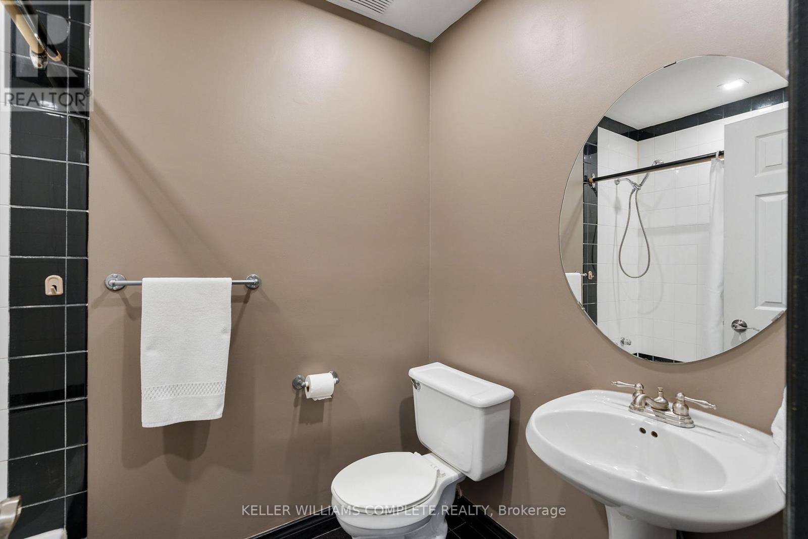 25 Burke Drive, Haldimand, Ontario  N3W 1C3 - Photo 23 - X12195202