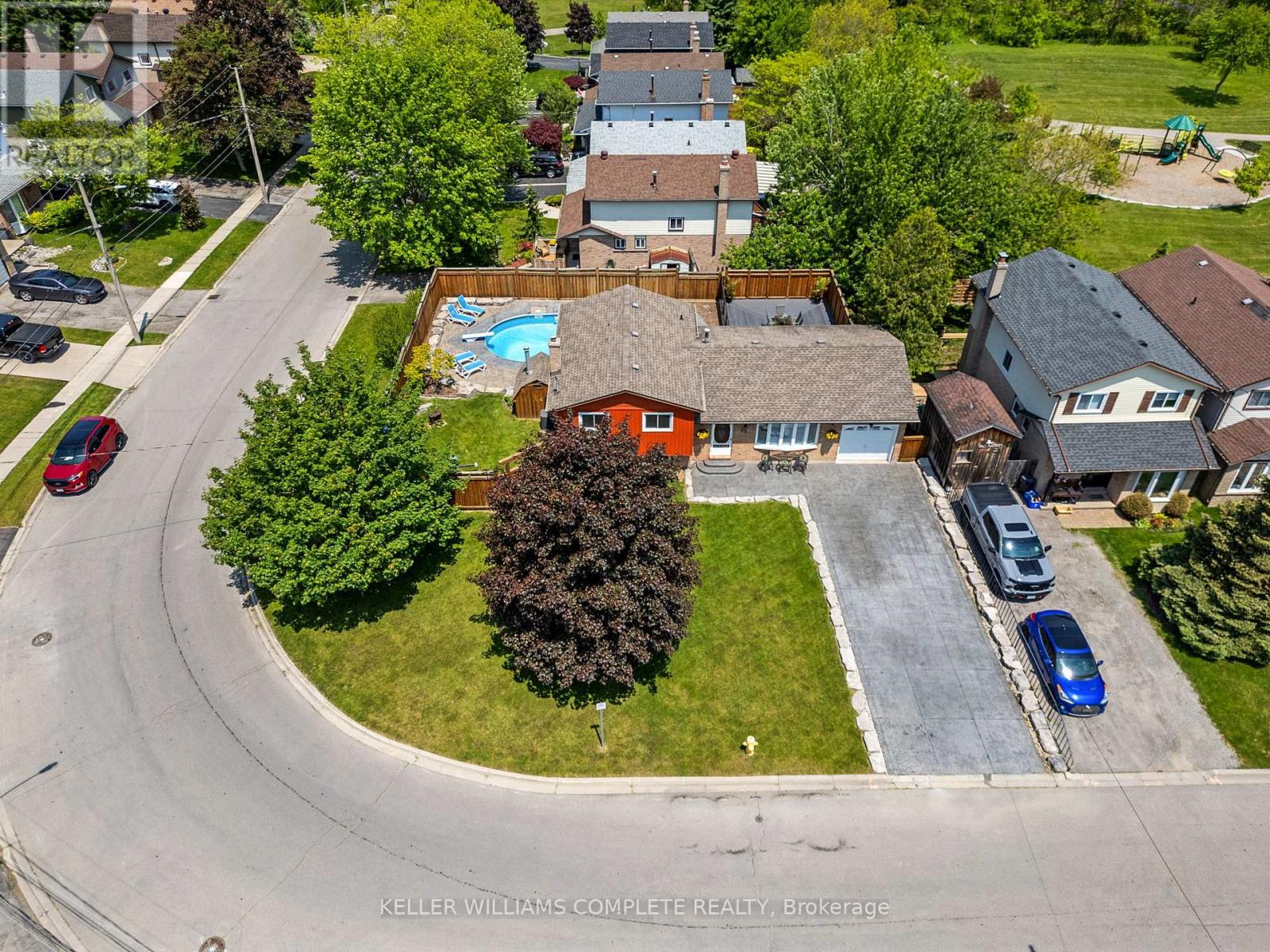 25 Burke Drive, Haldimand, Ontario  N3W 1C3 - Photo 3 - X12195202