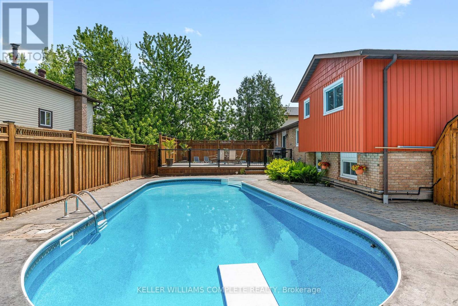 25 Burke Drive, Haldimand, Ontario  N3W 1C3 - Photo 44 - X12195202