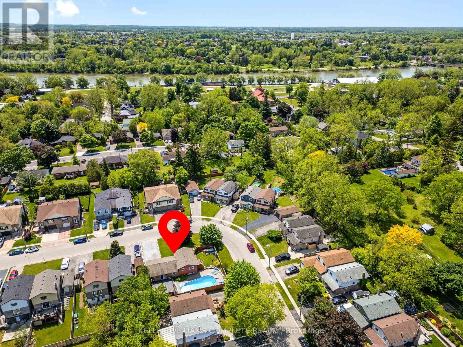 25 Burke Drive, Haldimand, Ontario  N3W 1C3 - Photo 6 - X12195202