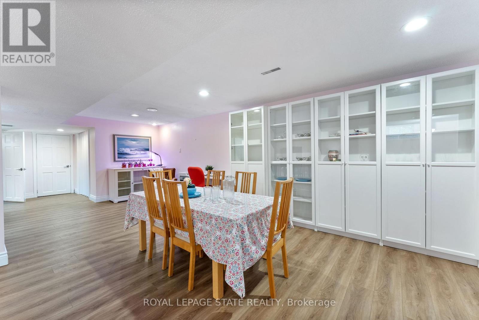 82 Gilbert Avenue, Hamilton, Ontario  L9G 1R4 - Photo 25 - X12195218