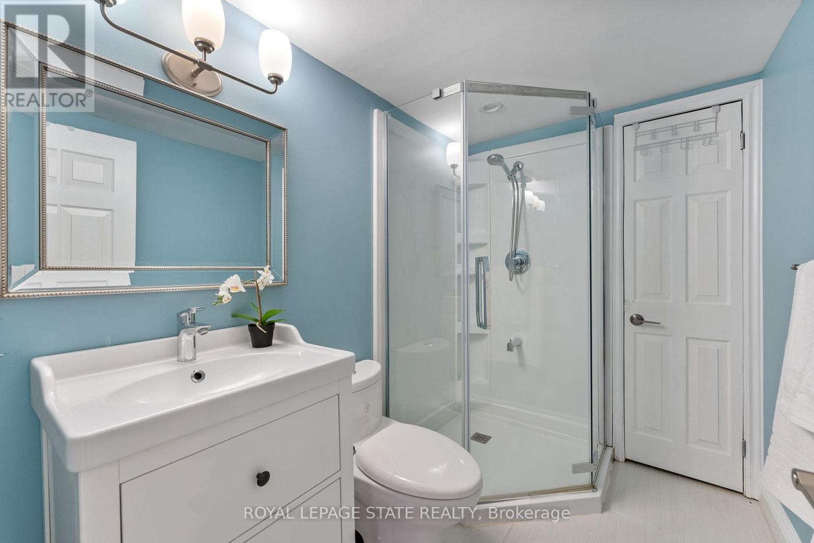 82 Gilbert Avenue, Hamilton, Ontario  L9G 1R4 - Photo 26 - X12195218