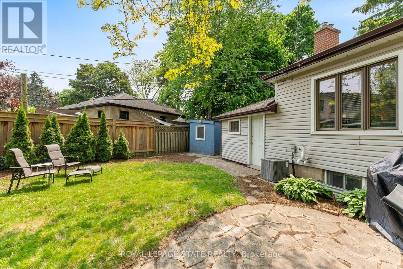 82 Gilbert Avenue, Hamilton, Ontario  L9G 1R4 - Photo 31 - X12195218