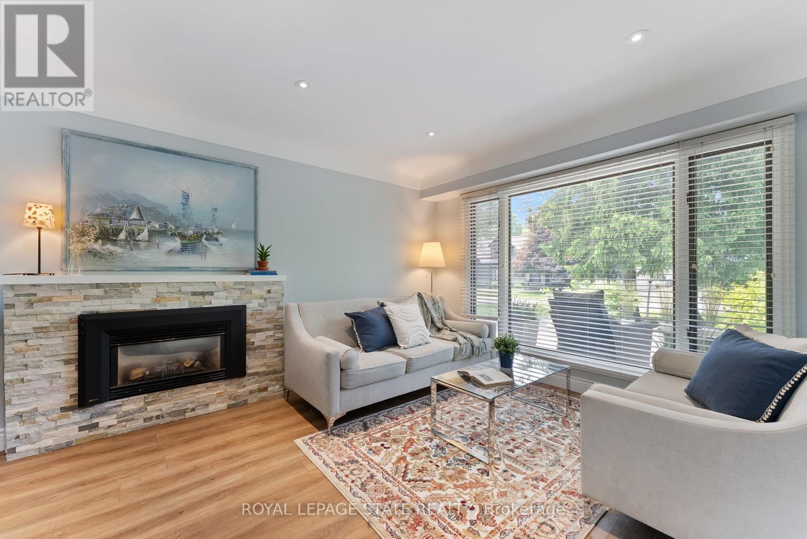 82 Gilbert Avenue, Hamilton, Ontario  L9G 1R4 - Photo 7 - X12195218