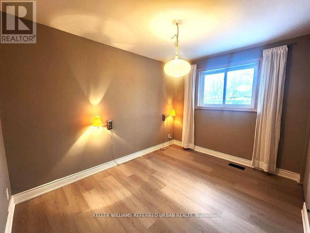 29 Marowyne Drive, Toronto, Ontario  M2J 2A2 - Photo 10 - C12026355