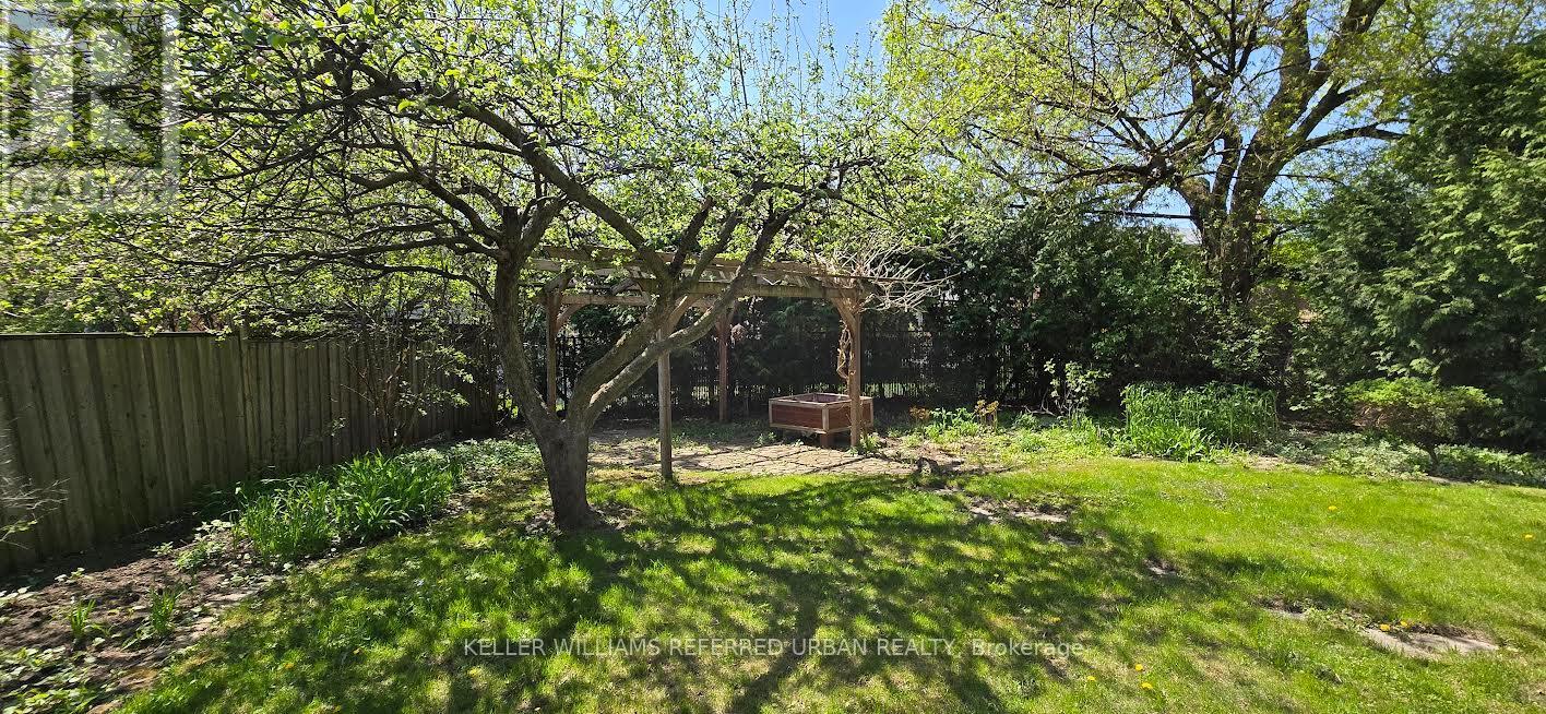 29 Marowyne Drive, Toronto, Ontario  M2J 2A2 - Photo 22 - C12026355
