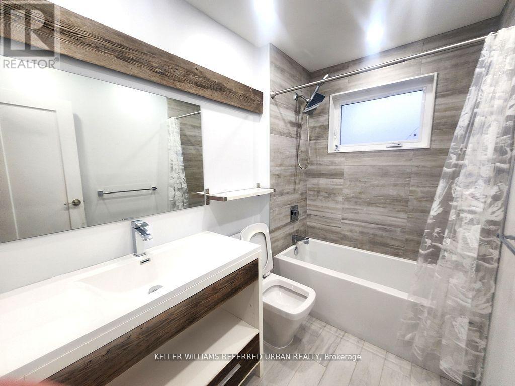 29 Marowyne Drive, Toronto, Ontario  M2J 2A2 - Photo 15 - C12026355