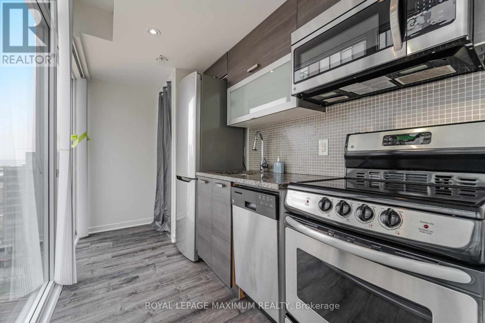 1908w - 36 Lisgar Street, Toronto (Little Portugal), Ontario  M6J 0C7 - Photo 15 - C12171226