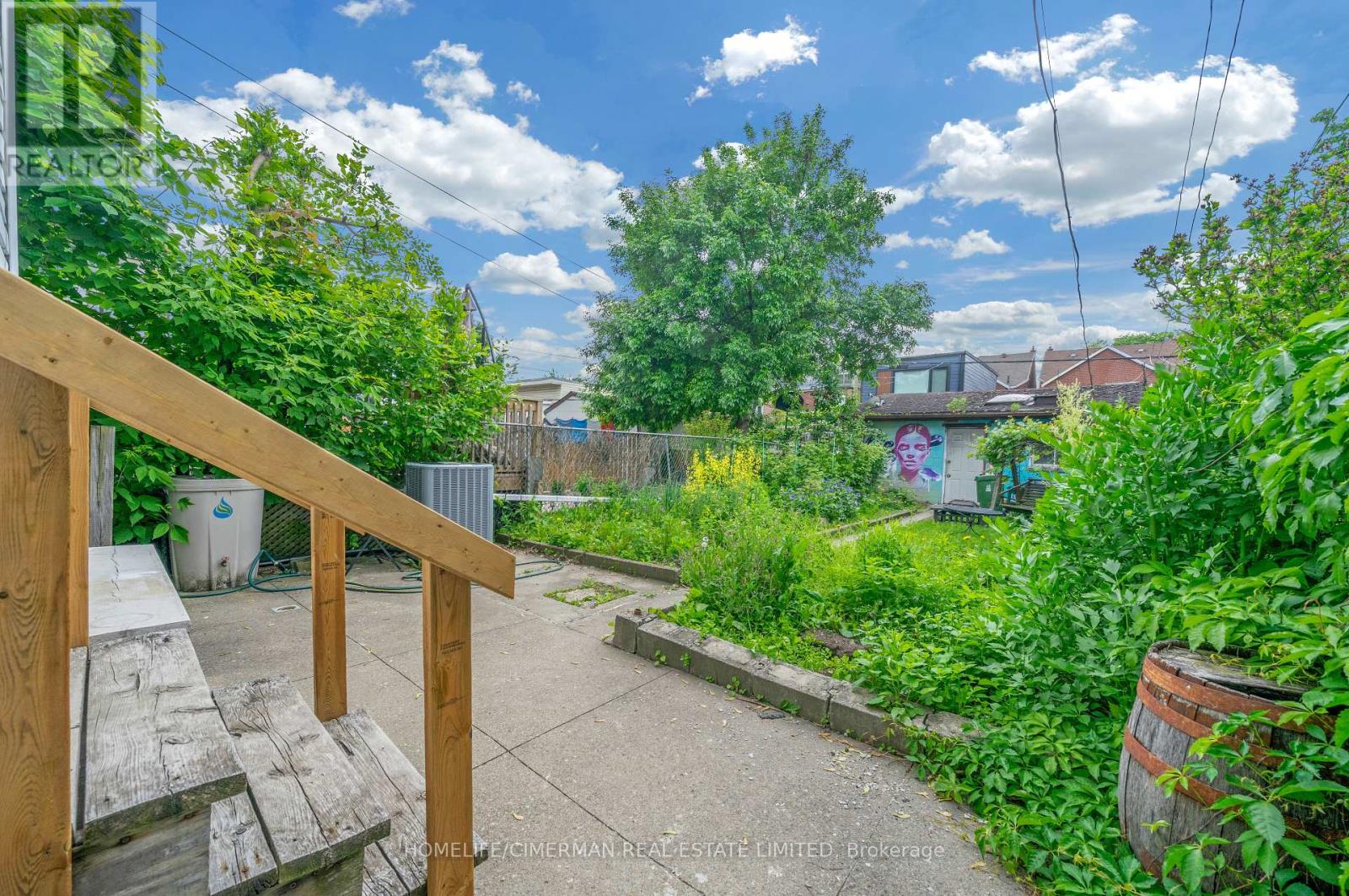 Property at 660 CRAWFORD STREET image 4