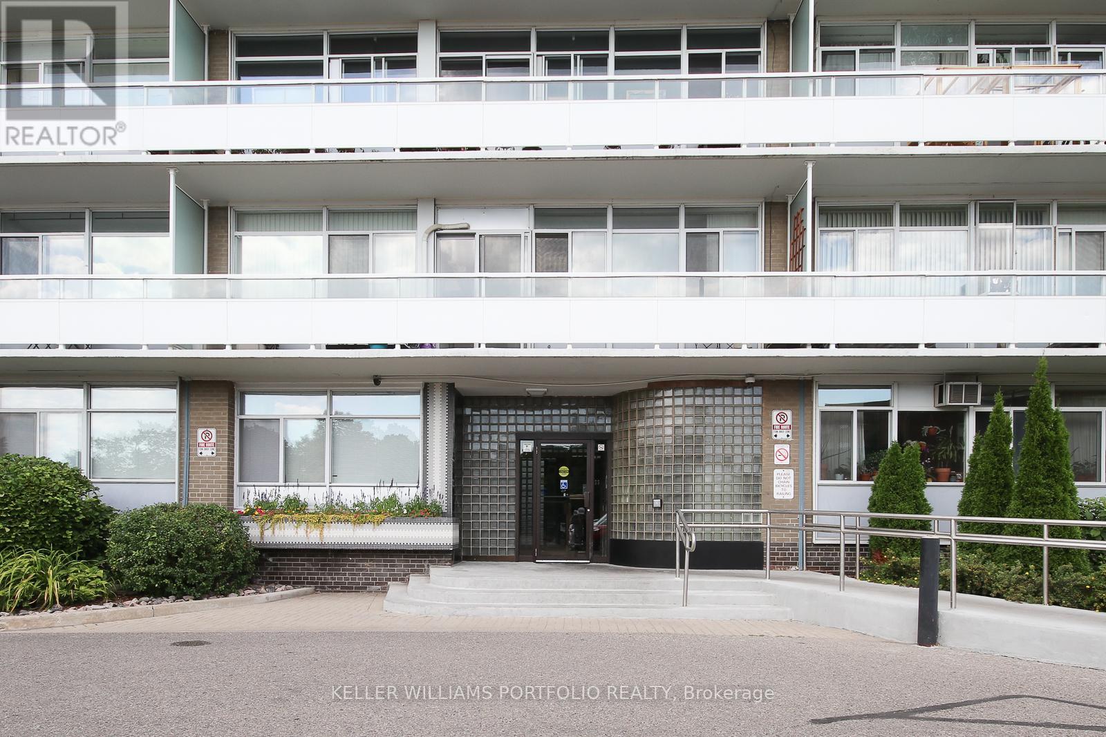206 - 580 Christie Street, Toronto, Ontario  M6G 3E3 - Photo 23 - C12194742