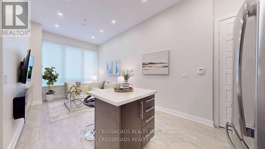 201 - 28 Linden Street, Toronto, Ontario  M4Y 0A4 - Photo 22 - C12194749