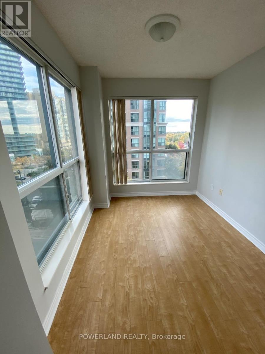 703 - 7 Lorraine Drive, Toronto, Ontario  M2N 7H2 - Photo 8 - C12194770