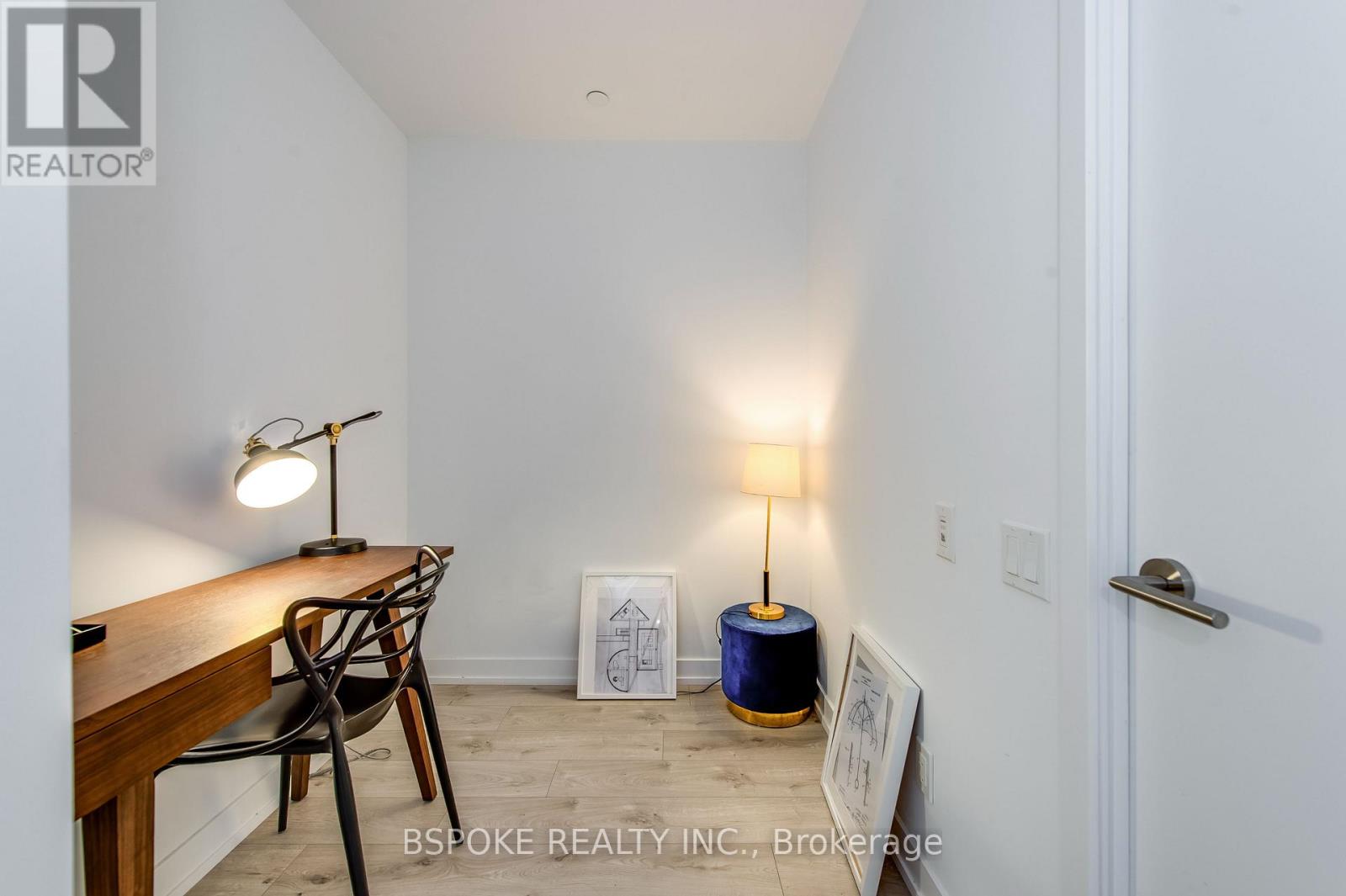 221 - 161 Roehampton Avenue, Toronto, Ontario  M4P 1P9 - Photo 10 - C12194792