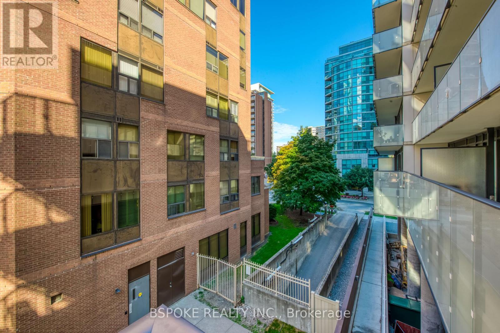 221 - 161 Roehampton Avenue, Toronto, Ontario  M4P 1P9 - Photo 15 - C12194792