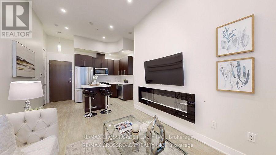 201 - 28 Linden Street, Toronto, Ontario  M4Y 0A4 - Photo 16 - C12194749