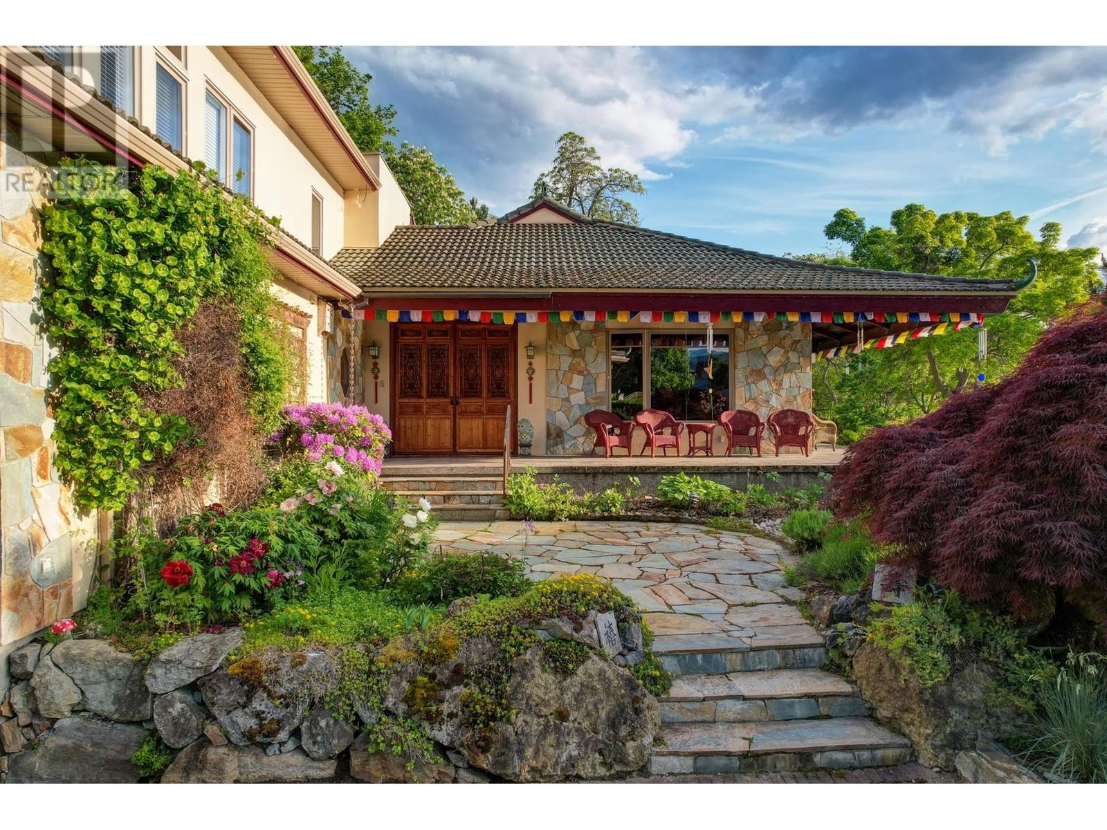 8809 Okanagan Landing Road, Vernon, British Columbia  V1H 1J9 - Photo 9 - 10337921