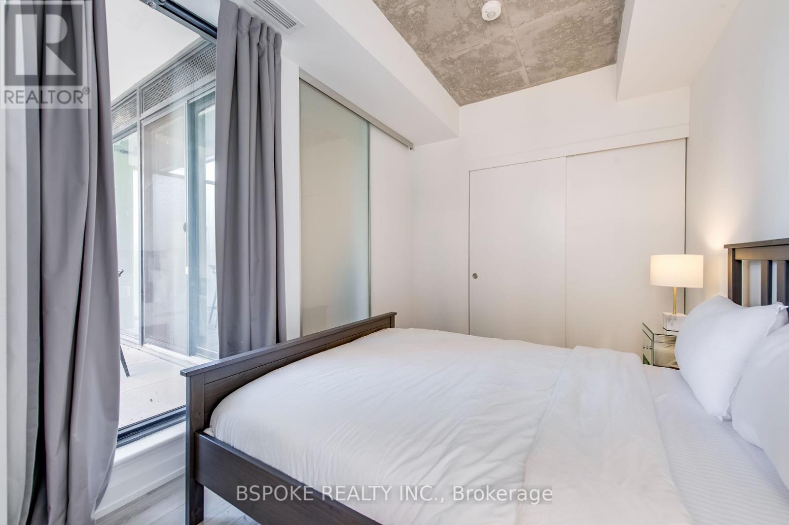 221 - 161 Roehampton Avenue, Toronto, Ontario  M4P 1P9 - Photo 12 - C12194792