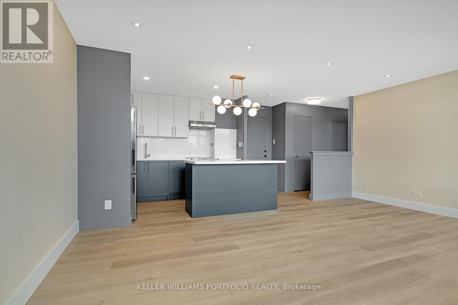 206 - 580 Christie Street, Toronto, Ontario  M6G 3E3 - Photo 11 - C12194742