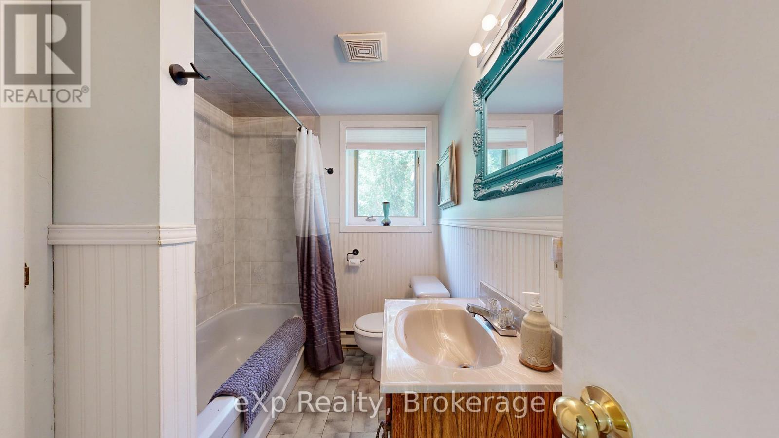 91 Farleys Road, Whitestone (Dunchurch), Ontario  P0A 1G0 - Photo 32 - X12195304