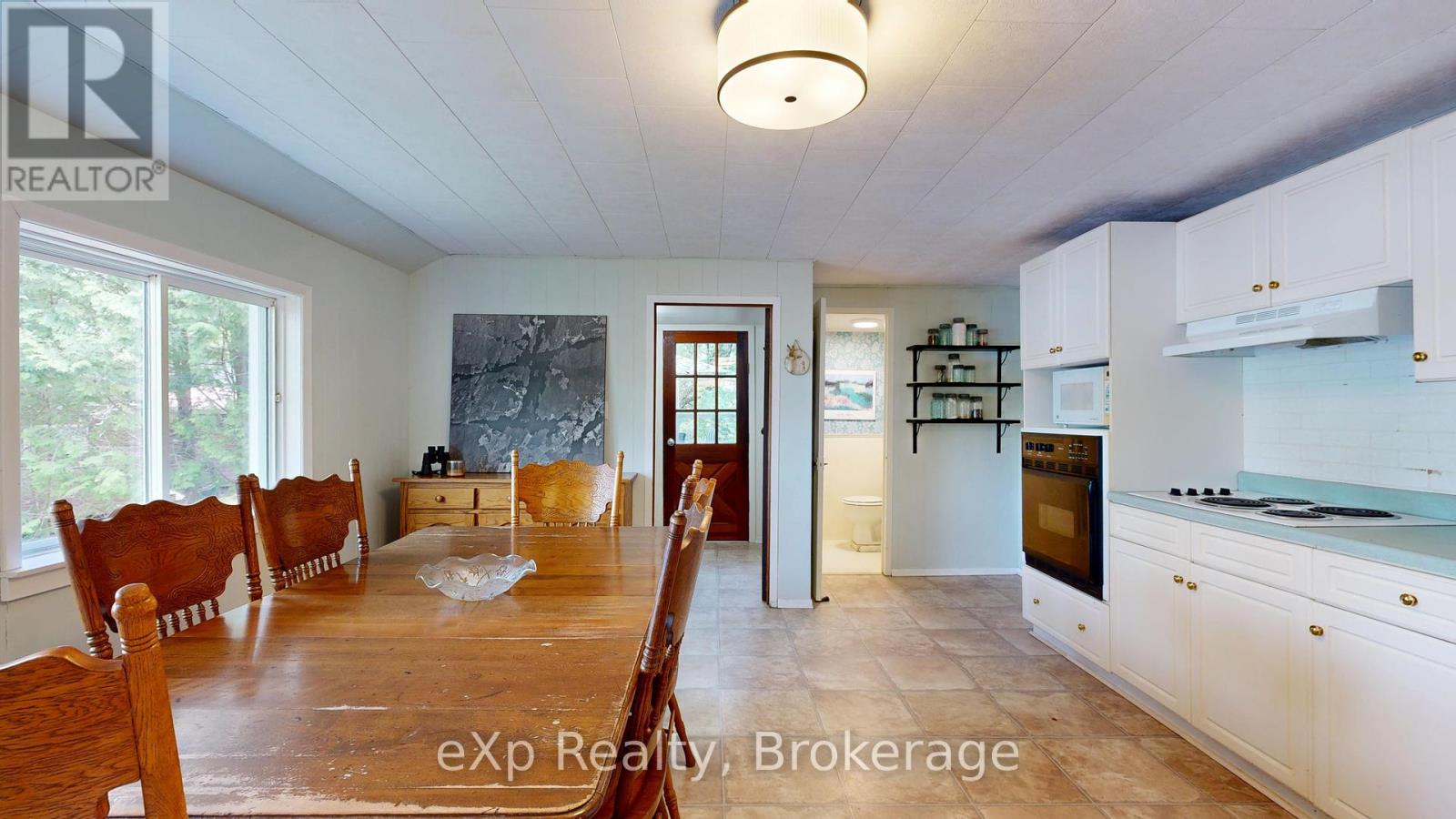 91 Farleys Road, Whitestone, Ontario  P0A 1G0 - Photo 6 - X12195304
