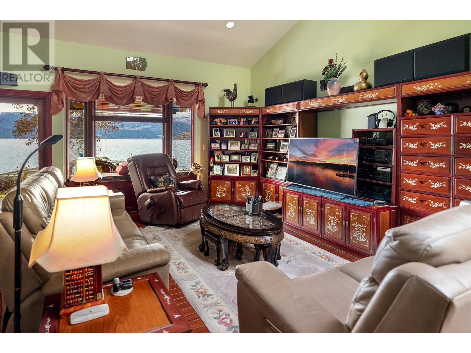 8809 Okanagan Landing Road, Vernon, British Columbia  V1H 1J9 - Photo 19 - 10337921