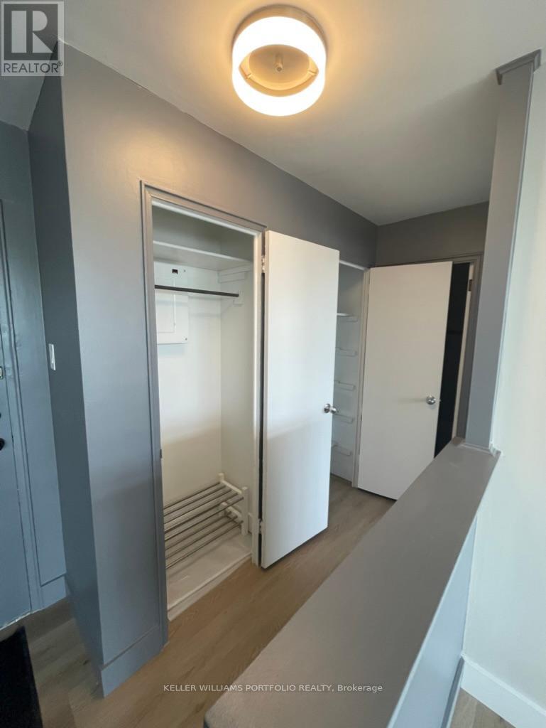 206 - 580 Christie Street, Toronto, Ontario  M6G 3E3 - Photo 6 - C12194742