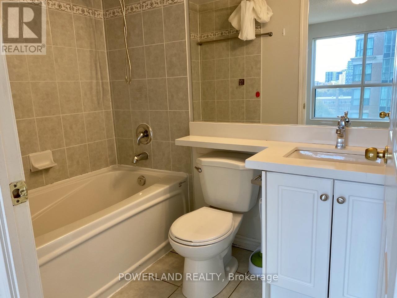703 - 7 Lorraine Drive, Toronto, Ontario  M2N 7H2 - Photo 13 - C12194770