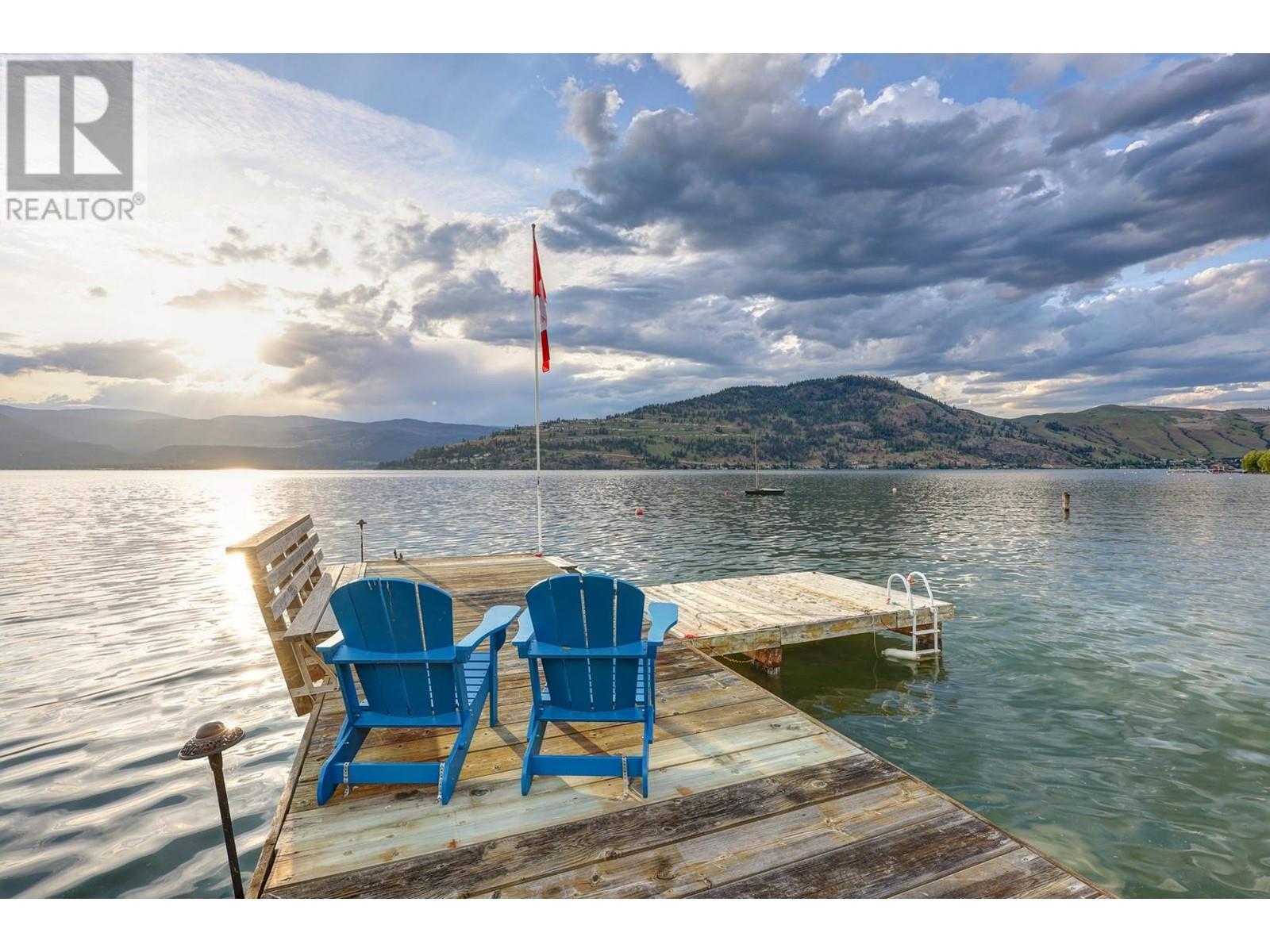 8809 Okanagan Landing Road, Vernon, British Columbia  V1H 1J9 - Photo 4 - 10337921