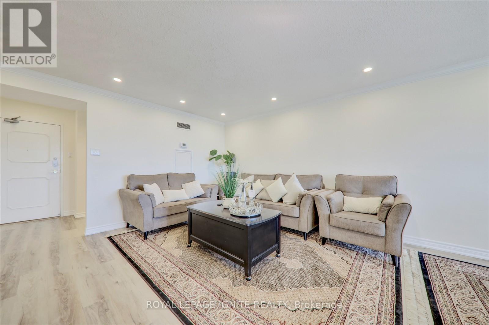 Ph 4 - 131 Torresdale Avenue, Toronto, Ontario  M2R 3T1 - Photo 14 - C12194909