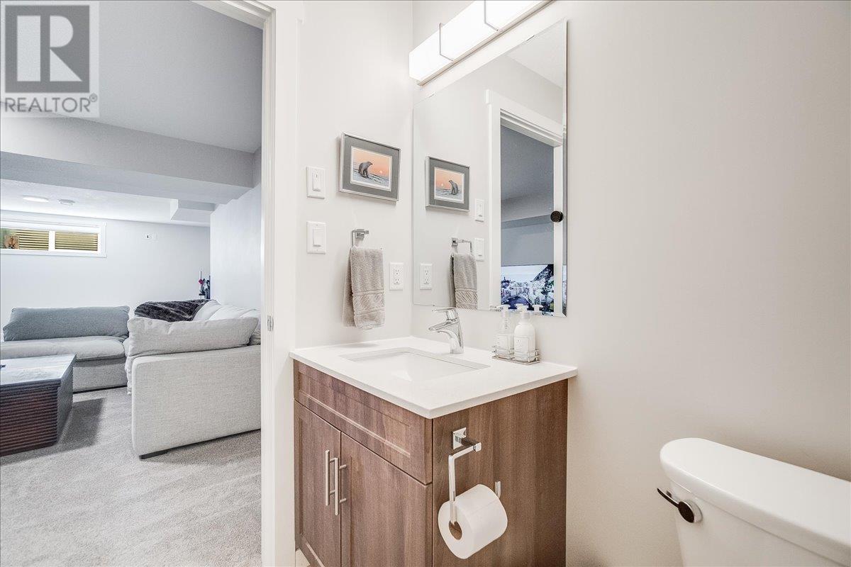 1504 Aspen Lane, Castlegar, British Columbia  V1N 4X8 - Photo 53 - 10350011