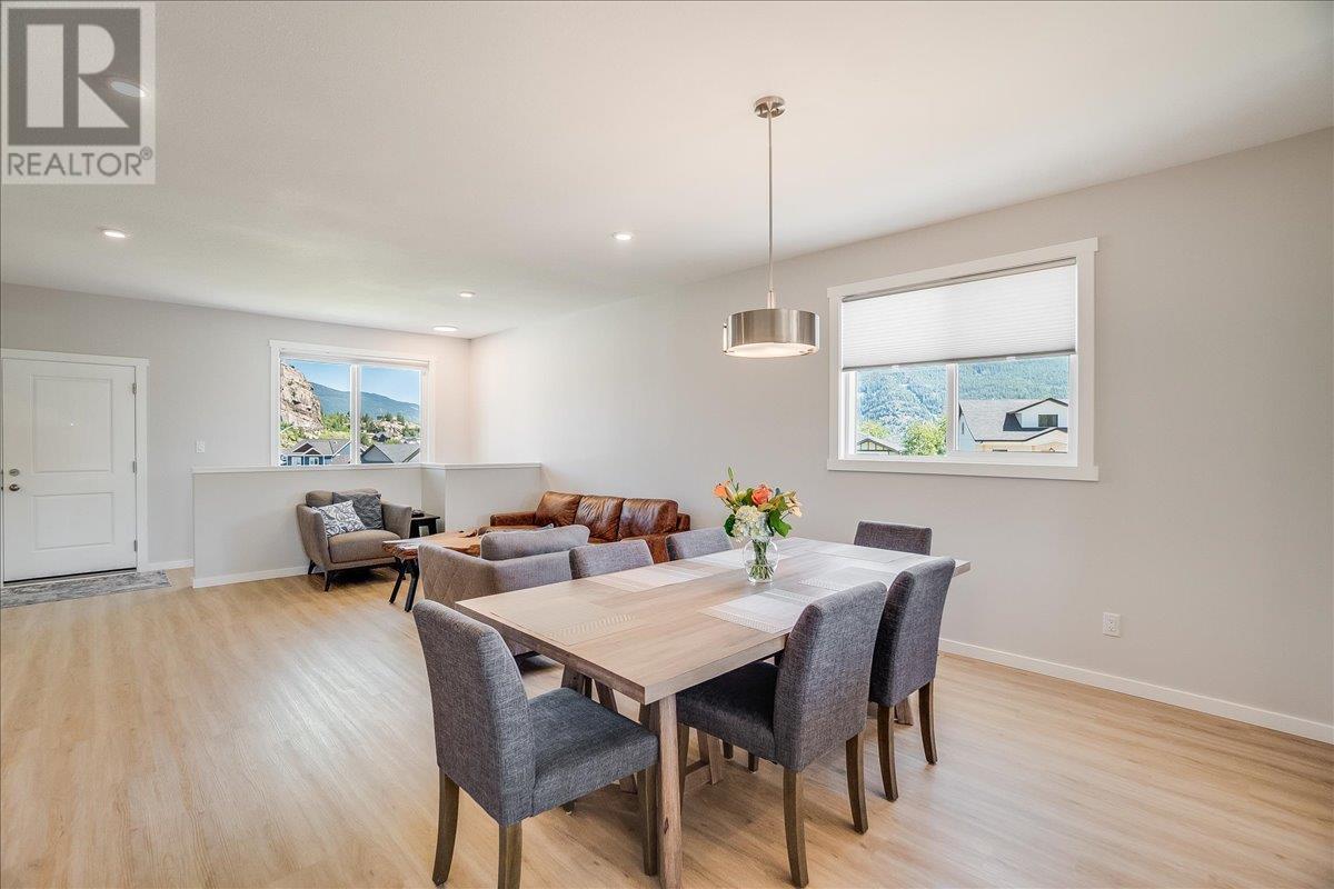 1504 Aspen Lane, Castlegar, British Columbia  V1N 4X8 - Photo 20 - 10350011
