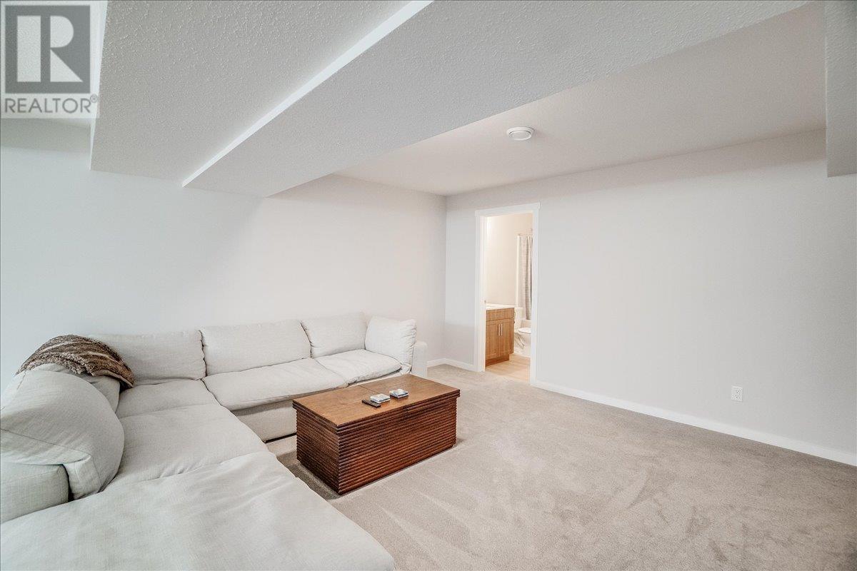 1504 Aspen Lane, Castlegar, British Columbia  V1N 4X8 - Photo 46 - 10350011