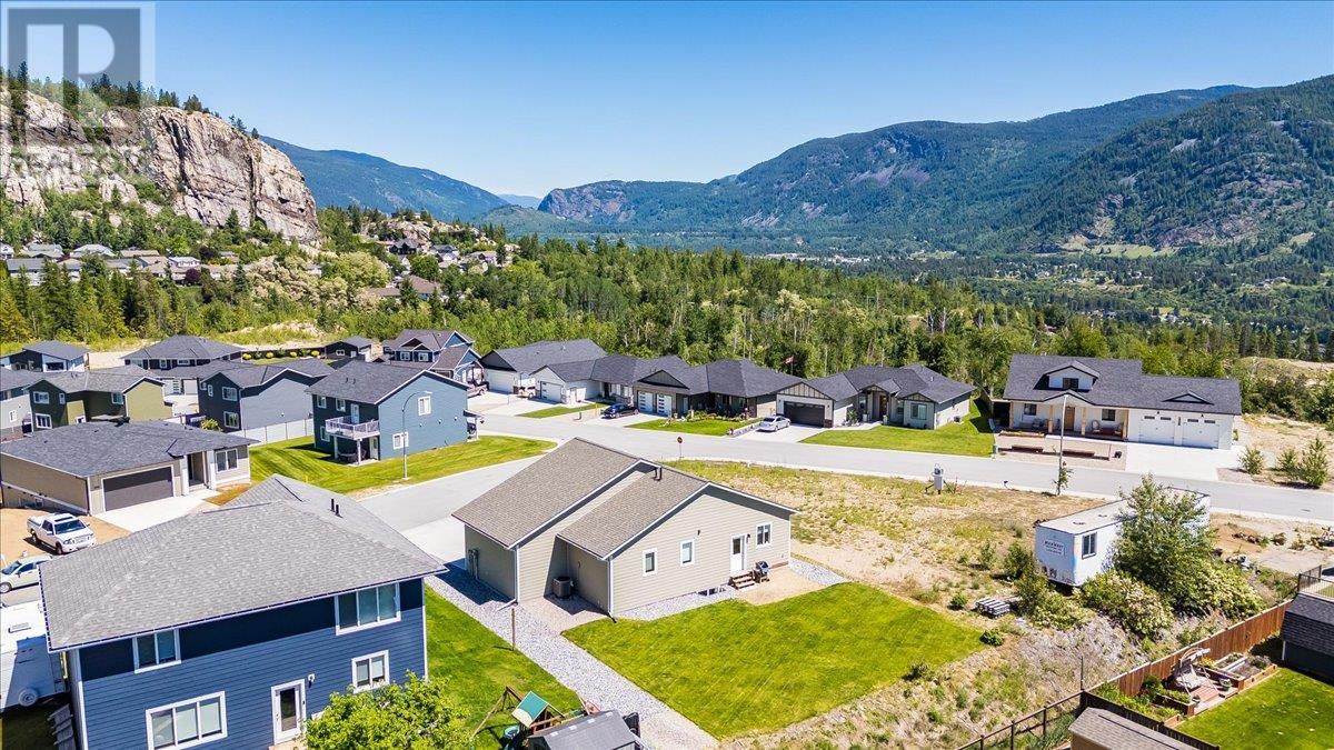 1504 Aspen Lane, Castlegar, British Columbia  V1N 4X8 - Photo 62 - 10350011