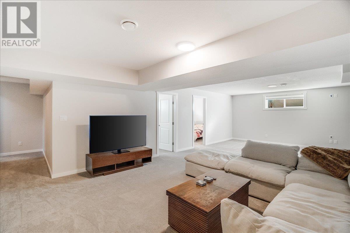 1504 Aspen Lane, Castlegar, British Columbia  V1N 4X8 - Photo 45 - 10350011
