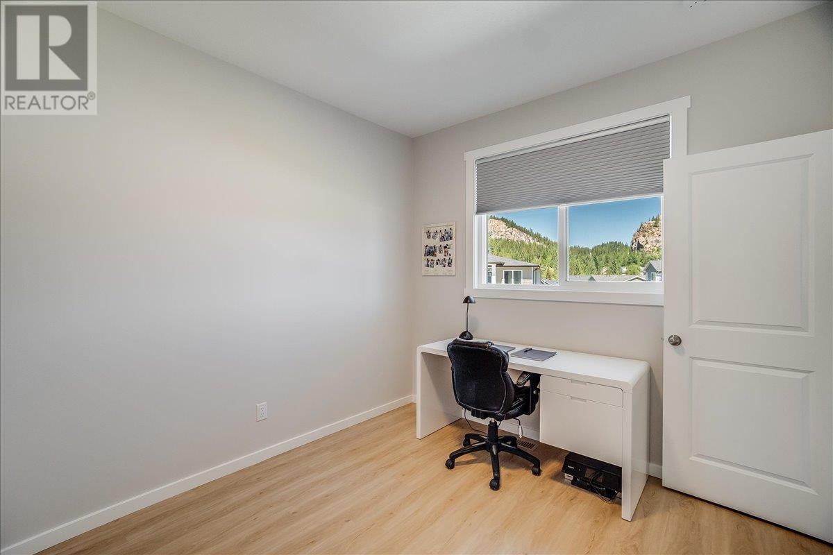1504 Aspen Lane, Castlegar, British Columbia  V1N 4X8 - Photo 36 - 10350011