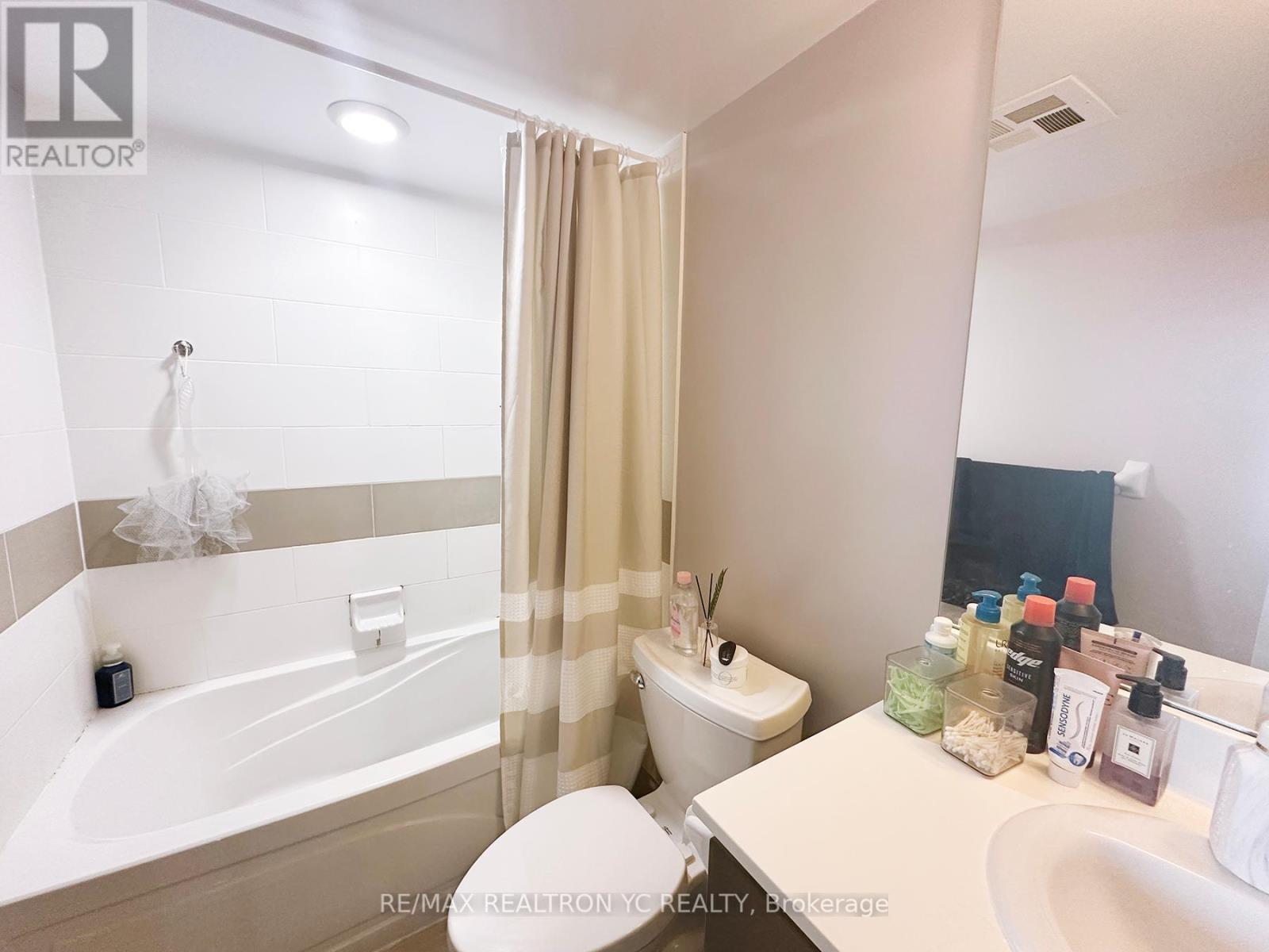 1906 - 17 Anndale Drive, Toronto, Ontario  M2N 2W7 - Photo 11 - C12195040